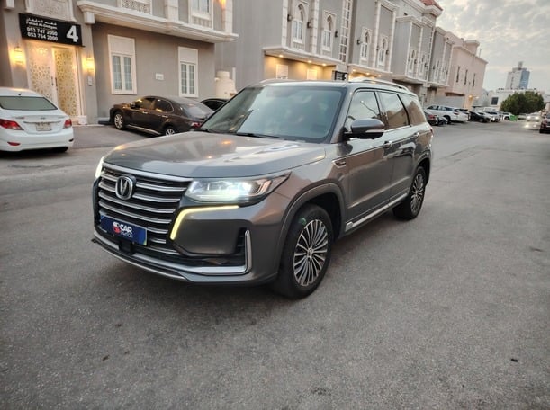 Used 2021 Changan CS95 for sale in Al Khobar