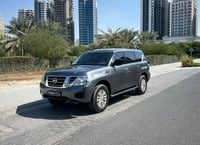 Used 2018 Nissan Patrol for sale in Dubai