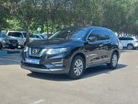 Used 2018 Nissan X-Trail for sale in Abu Dhabi