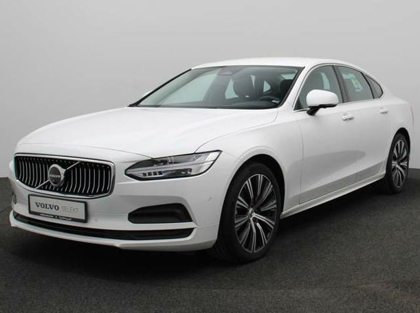 Used 2023 Volvo S90 for sale in Abu Dhabi