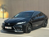 Used 2023 Toyota Camry for sale in Abu Dhabi