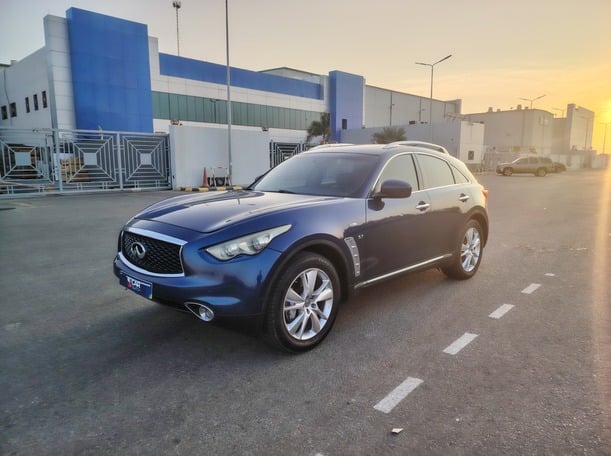 مستعمله 2014 انفنتي QX70 للبيع فى جدة