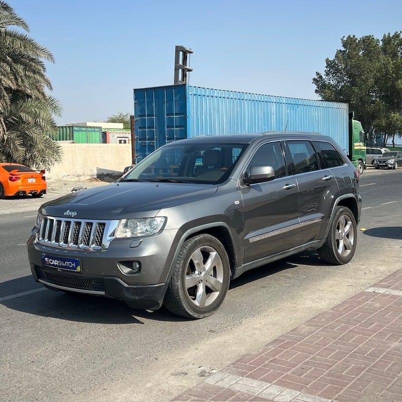 Used 2012 Jeep Grand Cherokee for sale in Dubai