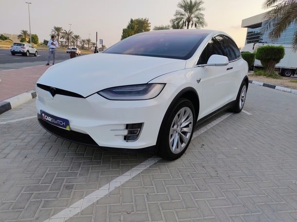 Used 2020 Tesla Model X for sale in Dubai