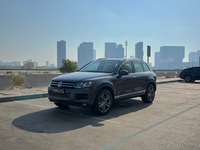 Used 2015 Volkswagen Touareg for sale in Abu Dhabi