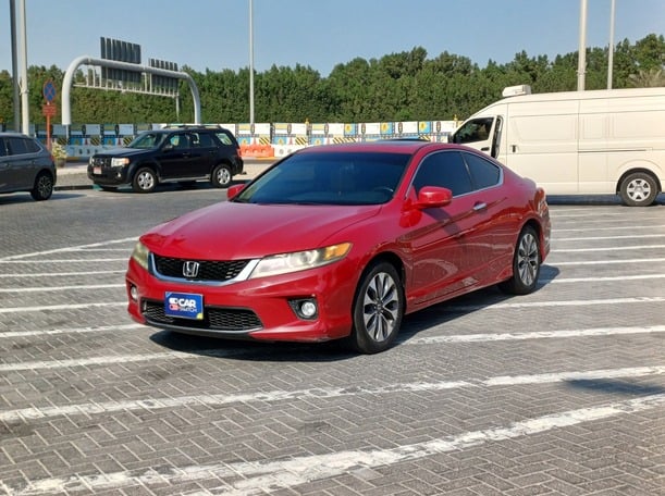 Used 2015 Honda Accord for sale in Abu Dhabi