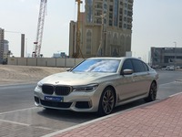 Used 2018 BMW 760 for sale in Dubai