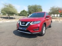 Used 2018 Nissan X-Trail for sale in Dubai