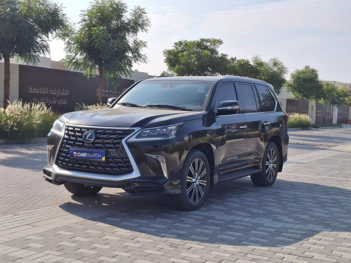 Used 2018 Lexus LX570 for sale in Sharjah