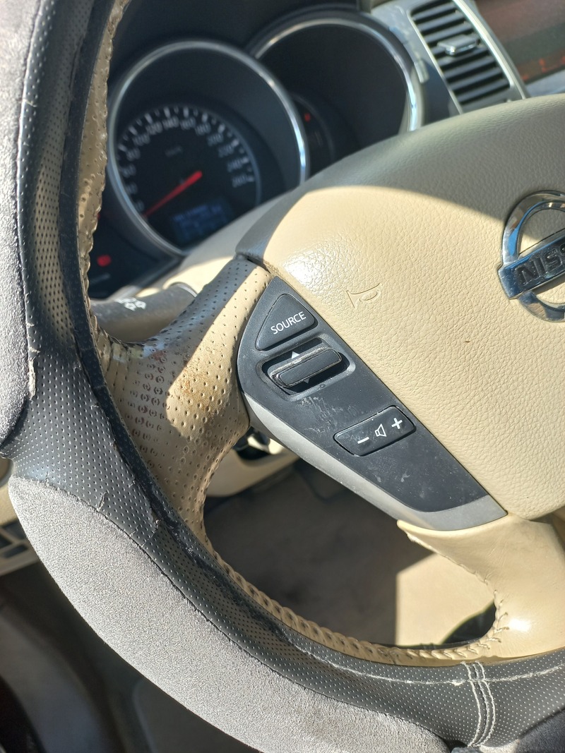 Used 2015 Nissan Murano for sale in Dubai