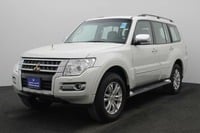 Used 2020 Mitsubishi Pajero for sale in Dubai