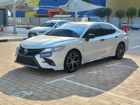 Used 2020 Toyota Camry for sale in Abu Dhabi