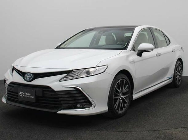 Used 2023 Toyota Camry for sale in Dubai