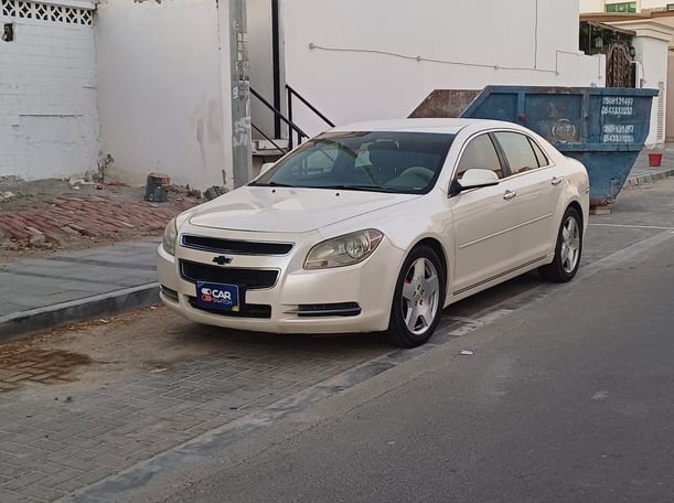 Used 2012 Chevrolet Malibu for sale in Abu Dhabi