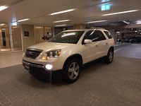 Used 2011 GMC Acadia for sale in Dubai