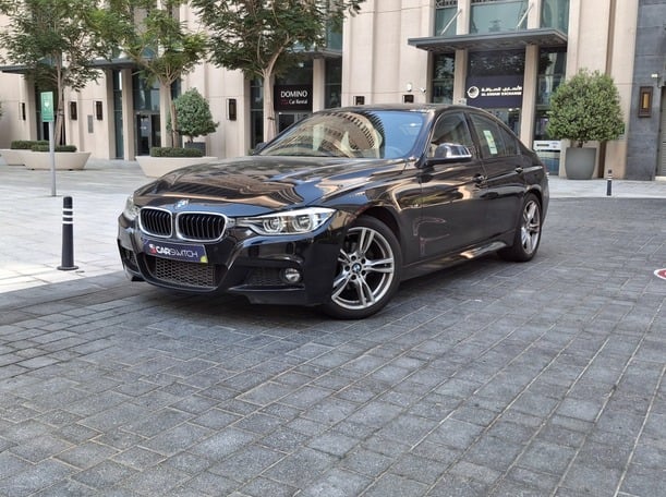 Used 2018 BMW 318 for sale in Dubai