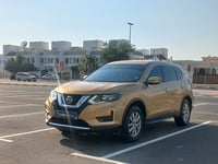 Used 2018 Nissan X-Trail for sale in Dubai