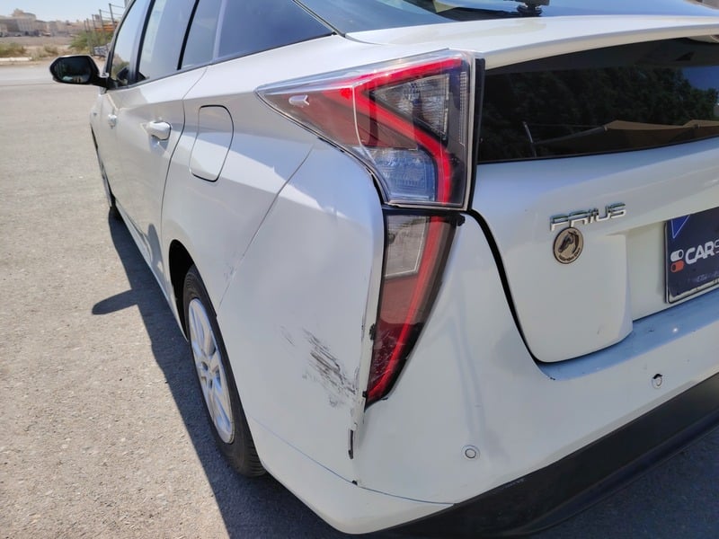 Used 2017 Toyota Prius for sale in Jeddah