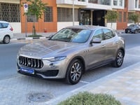 Used 2017 Maserati Levante for sale in Dubai