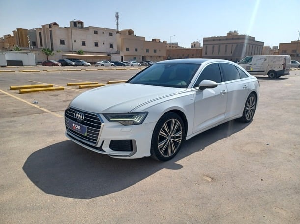 Used 2019 Audi A6 for sale in Riyadh