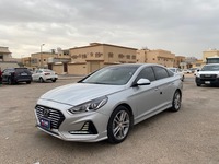 Used 2018 Hyundai Sonata for sale in Riyadh