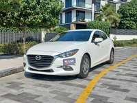 Used 2018 Mazda 3 for sale in Dubai