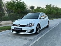 Used 2015 Volkswagen Golf for sale in Dubai