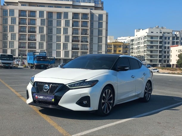 Used 2022 Nissan Maxima for sale in Dubai