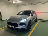 Used 2019 Porsche Macan for sale in Dubai