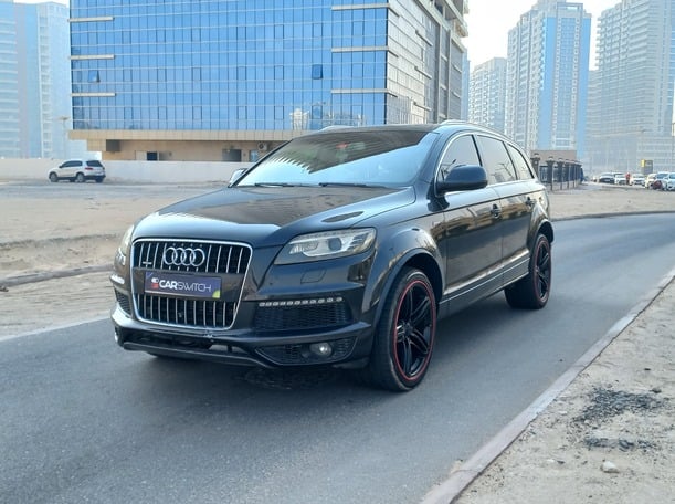 Used 2014 Audi Q7 for sale in Dubai