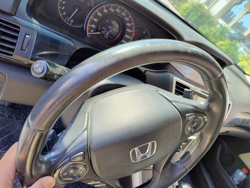 Used 2013 Honda Accord for sale in Dubai