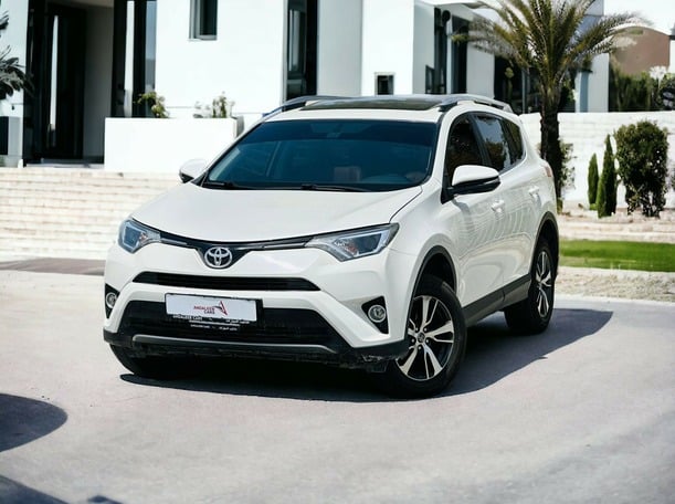 Used 2017 Toyota RAV 4 for sale in Dubai