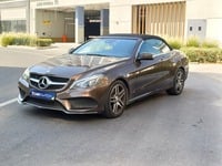 Used 2014 Mercedes E400 for sale in Dubai