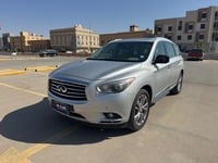 مستعمله 2015 انفنتي QX60 للبيع فى الرياض