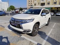 Used 2016 Mitsubishi Montero Sport for sale in Sharjah