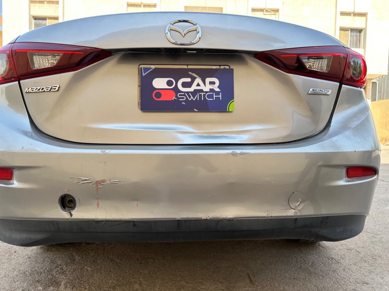 Used 2015 Mazda 3 for sale in Riyadh