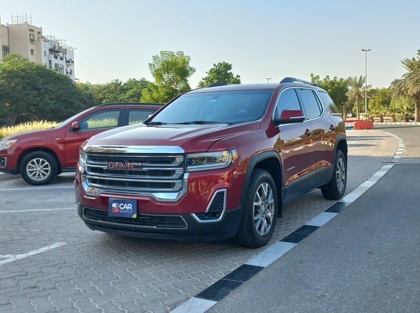 Used 2020 GMC Acadia for sale in Dubai