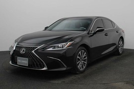 Lexus ES350 Used 2023 Lexus ES350 for sale in Dubai