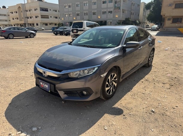 Used 2016 Honda Civic for sale in Riyadh