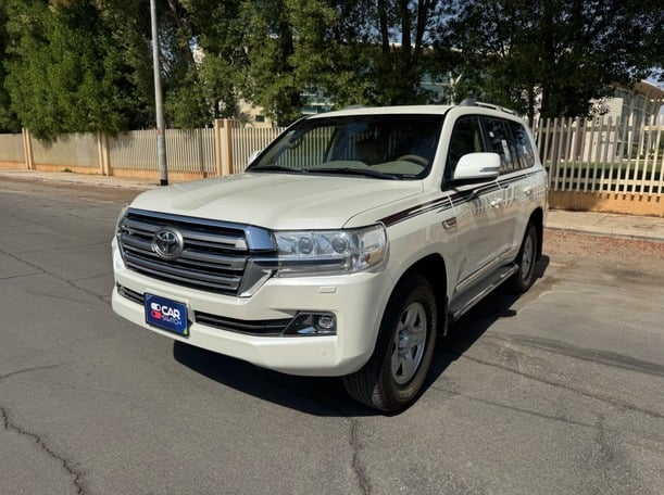 Used 2021 Toyota Land Cruiser for sale in Riyadh