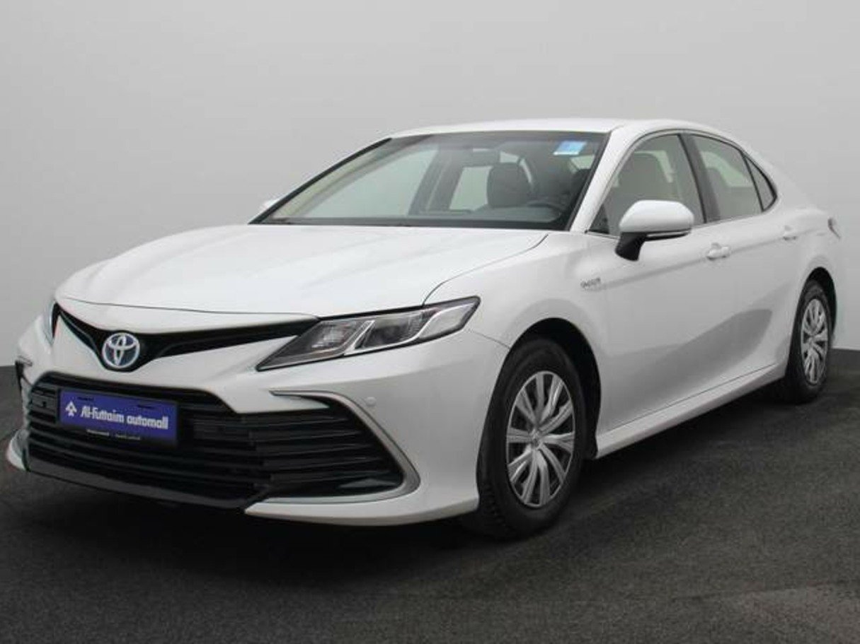 Used 2021 Toyota Camry for sale in Ajman