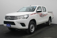 Used 2023 Toyota Hilux for sale in Dubai