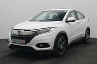 Used 2021 Honda HR-V for sale in Dubai