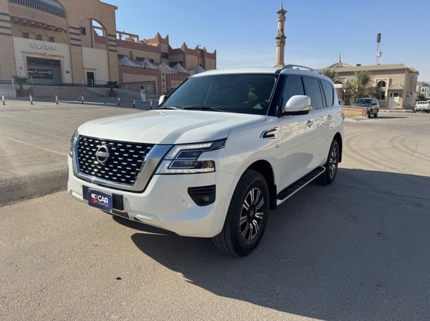 Used 2023 Nissan Patrol for sale in Riyadh