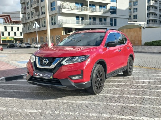 Used 2020 Nissan X-Trail for sale in Dubai