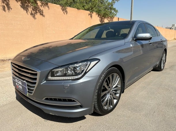 Used 2015 Hyundai Genesis for sale in Riyadh