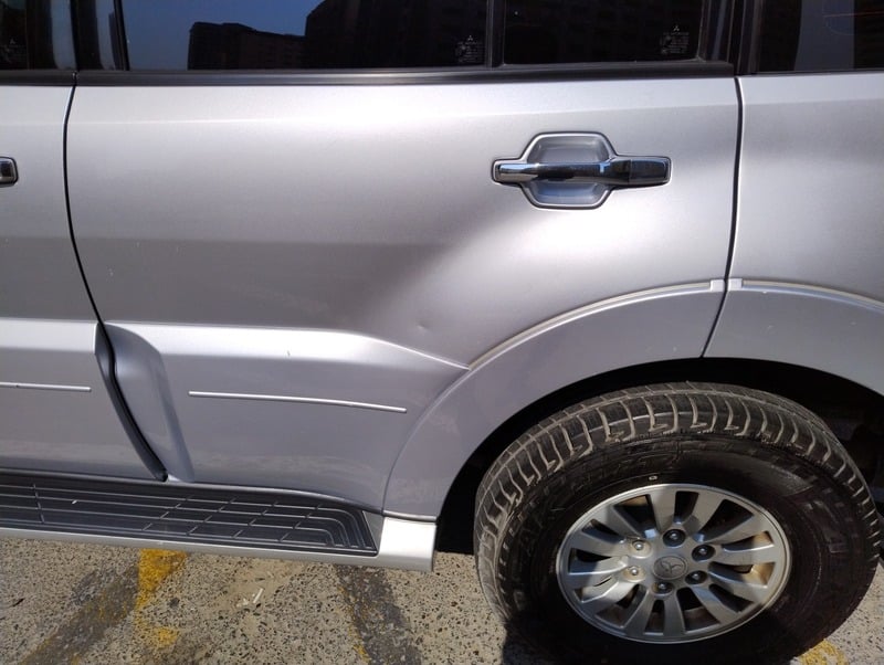 Used 2013 Mitsubishi Pajero for sale in Sharjah