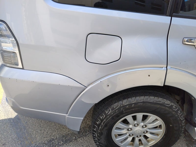 Used 2013 Mitsubishi Pajero for sale in Sharjah