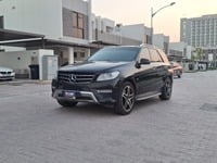 Used 2013 Mercedes ML350 for sale in Dubai