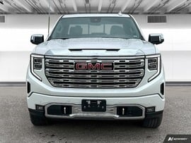 Used 2024 GMC Sierra for sale in Dubai